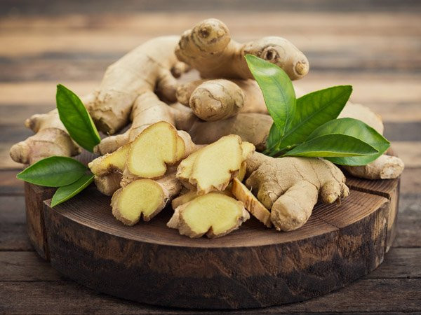 Tinh dầu gừng có đặc tính chống oxy hóa, chống viêm và phòng ngừa bệnh gout, có thể làm giảm nồng độ acid uric và ngăn ngừa các cơn đau.