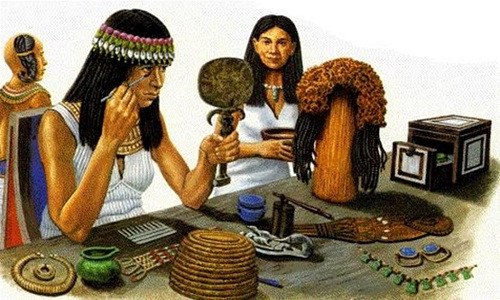 Người Ai Cập sáng chế ra loại phấn mắt làm từ khoáng chất galen. Đây là một thứ kim loại màu xám, đen hoặc xanh đem xay thành bột. Kế đến, người ta lấy nhọ nồi trộn lên để vẽ màu mắt.