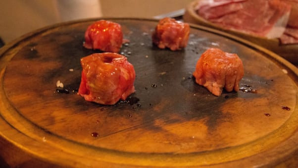 Đất nước Nhật Bản nổi tiếng thế giới với món sushi.