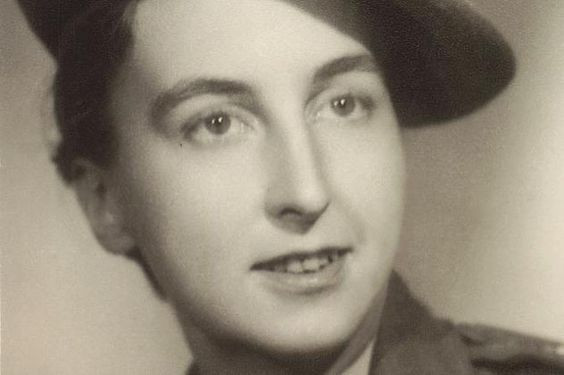 Cecile Pearl Witherington là nữ điệp viên dũng cảm của Anh từng bị phát xít Đức treo thưởng 1 triệu franc để lấy đầu của cô (khoảng 1 triệu USD tính vào thời điểm hiện nay). Điều này xuất phát từ những thành tích đáng nể của nữ điệp viên Witherington.