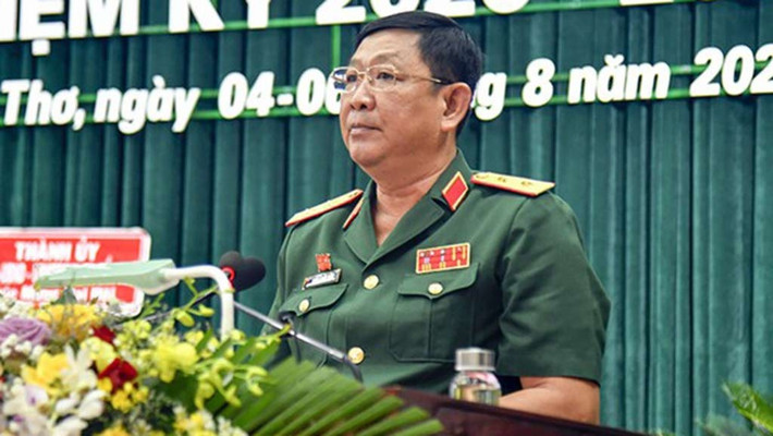 Ngày 30/1/2021, tại Đại hội đại biểu toàn quốc lần thứ XIII của Đảng, ông Huỳnh Chiến Thắng được bầu là Ủy viên Trung ương Đảng khóa XIII, nhiệm kỳ 2021-2026.