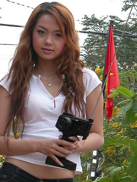 Tuy nhiên khi nhìn lại "ngày ấy", chắc Minh Hằng cũng cảm thấy "ngượng ngùng" phần nào.