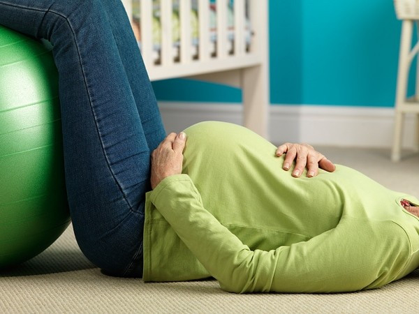 Đây là cách cơ thể mẹ thích nghi tự nhiên của người mẹ trước khi sinh, để giúp cho cơ thể mẹ cần linh hoạt và gọn nhẹ tốt cho quá trình chuyển dạ và sinh con.