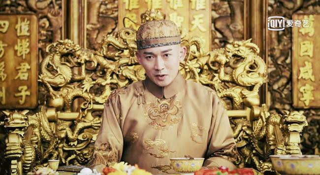Một số giai thoại kể rằng, hoàng đế Khang Hy gắn liền với sự tích "Cửu phi liên châu" và "Bát tần lâm ngự".