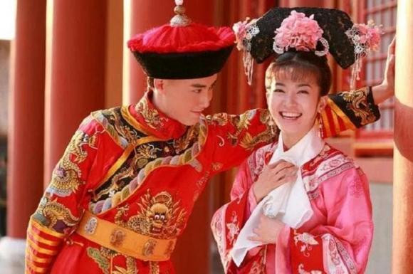 Đối với phò mã lẫn cung nữ, họ nhận thức được cả hai chỉ có tình một đêm. Sau đêm hôm ấy, cung nữ sẽ trở về bẩm báo với chủ nhân về khả năng "phòng the" của phò mã.