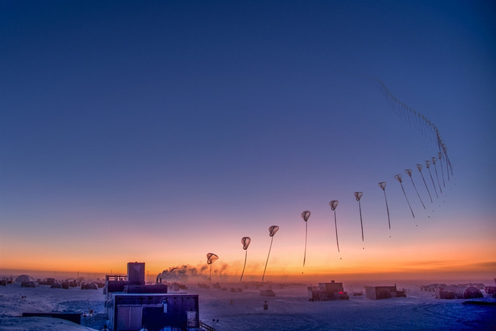 Bước sang năm 2021, các nhà khoa học dự đoán lỗ thủng tầng ozone ở Nam Cực sẽ đạt kích thước tương tự như năm 2020 nhưng cuối cùng lại mở rộng hơn rất nhiều.