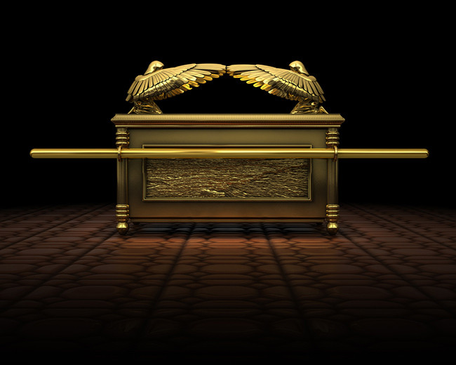 Hòm giao ước (Ark of the Covenant) được xem là báu vật thiêng liêng nhất đối với người Do Thái. Nó được mô tả trong Kinh Thánh là món đồ do Chúa tạo nên.