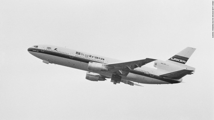 DC-10: Chiếc máy bay chở khách DC-10 đã thực hiện chuyến bay cuối cùng vào năm 2014, 43 năm sau khi nó bay lần đầu tiên vào năm 1971.