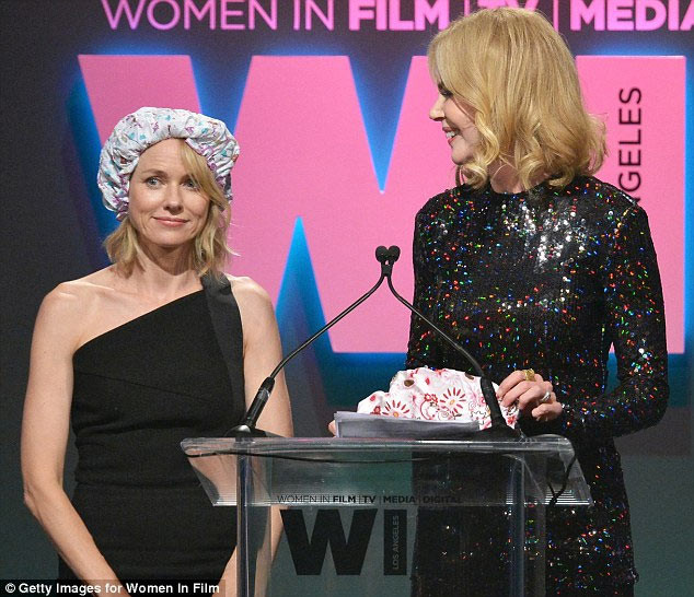Nicole Kidman (phải) và Naomi Watts là hai nữ diễn viên Australia nổi danh ở Hollywood.