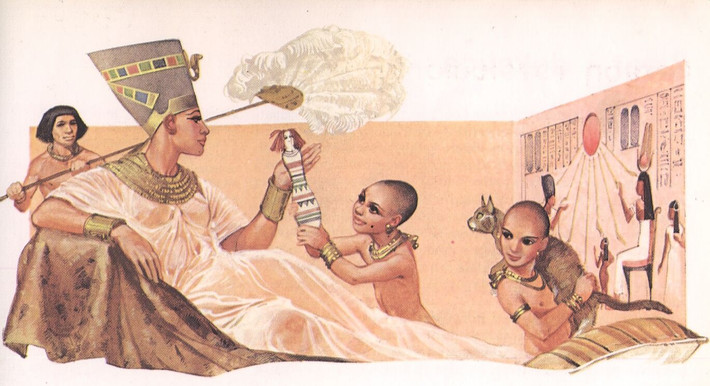 Trong số này có việc cả hai giới đều có quyền kiện bạn đời của mình ra tòa nếu phát hiện đối phương ngoại tình khiến hôn nhân rạn nứt, tan vỡ.
