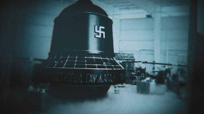 Khi hoạt động, “Die Glocke” chiếu sáng một khu vực rộng có bán kính vài km bằng màu tím nhạt.