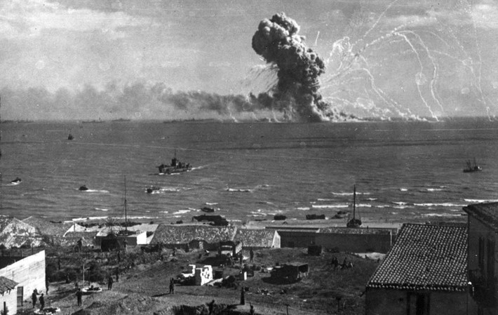 Trong thời gian quân Đồng minh thực hiện cuộc đổ bộ lên đảo Sicily, nhiều tàu chiến của Mỹ chở binh sĩ, đạn dược, vũ khí đến nơi này để đương đầu với phát xít Đức tháng 7/1943.