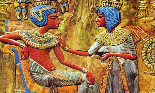 Ankhesenamun là con gái thứ ba trong số 6 người con gái của pharaoh Ai Cập Akhenaten với Nữ hoàng Nefertiti.