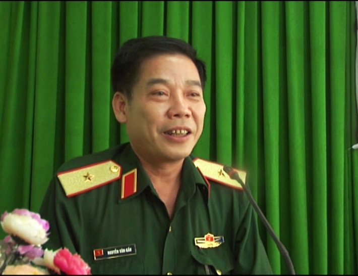 Trên cương vị công tác mới, Thiếu tướng Nguyễn Văn Gấu khẳng định sẽ không ngừng phấn đấu, đoàn kết thống nhất, tận tâm, tận lực, hoàn thành tốt mọi nhiệm vụ được giao, xứng đáng với sự quan tâm, tin tưởng của lãnh đạo các cấp, của đồng chí, đồng đội và cán bộ, chiến sĩ LLVT Quân khu 9 trong thời gian qua.