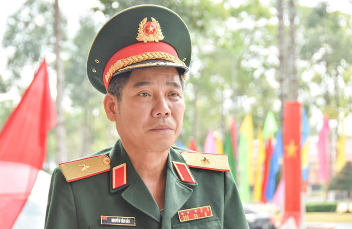 Trước khi được bổ nhiệm giữ chức Phó Chủ nhiệm Tổng cục Chính trị Quân đội nhân dân Việt Nam, Thiếu tướng từng giữ các chức vụ đại tá, Phó Chính ủy rồi Chính ủy Sư đoàn bộ binh 8; Chủ nhiệm Chính trị Quân khu 9 trước năm 2019.