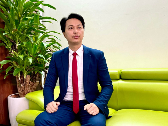 Trao đổi với PV Báo Tri thức và Cuộc sống, tiến sĩ, luật sư Đặng Văn Cường, Đoàn Luật sư TP Hà Nội cho rằng, với việc bị khởi tố đã lột mặt nạ của một số Giám đốc CDC các địa phương khi trước đó họ đều thề thốt không liên quan, nếu ăn 1 đồng thôi là xứng đáng đi tù. Đồng thời, cho thấy đạo đức của nhiều cán bộ trong ngành y tế hiện nay đã suy thoái nghiêm trọng.