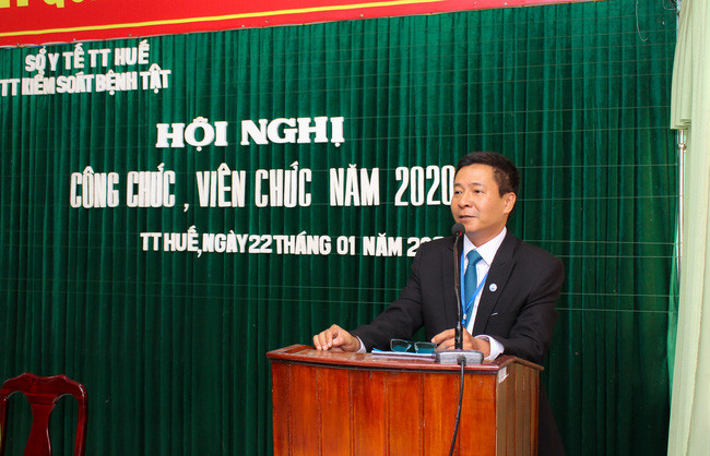 Theo luật sư Cường, bản chất của vụ việc ở CDC Thừa Thiên Huế và các nơi khác mà cơ quan chức năng đã khởi tố là các đối tượng đã không tuân thủ quy định của Luật đấu thầu khi lựa chọn nhà thầu, xác định không đúng giá trị của các loại hàng hóa khi mua bằng tiền từ ngân sách nhà nước. Thậm chí, các đối tượng đã cấu kết với nhau vi phạm quy định về đấu thầu, bán cho nhà nước sản phẩm kém chất lượng với giá cao ngất ngưỡng, gấp nhiều lần giá thị trường.