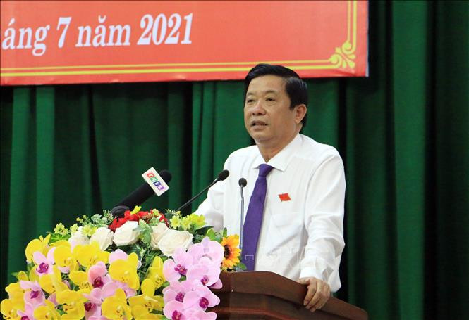 Ông Bùi Văn Nghiêm, Ủy viên Ban Chấp hành Trung ương Đảng, Bí thư Tỉnh ủy, Chủ tịch HĐND tỉnh Vĩnh Long.