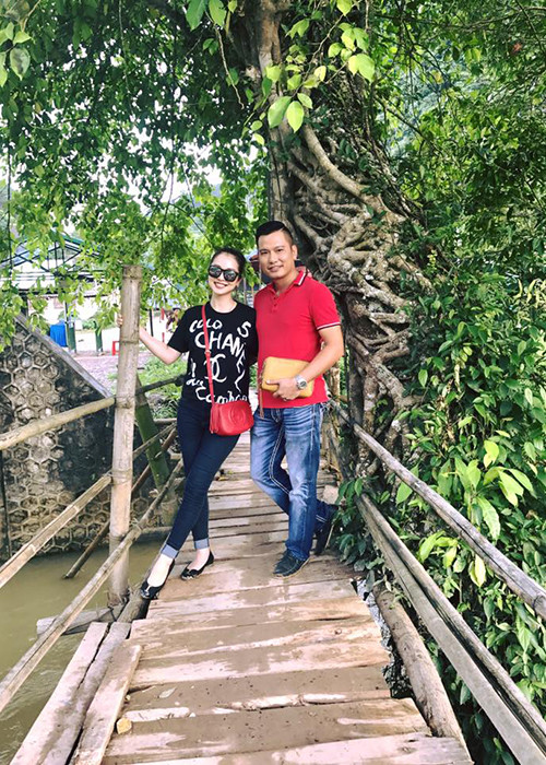 Trước doanh nhân Đức Hải, Jennifer Phạm từng qua một lần đò. Hiện tại, cô có cuộc sống hôn nhân vô cùng hạnh phúc. Ảnh: FBNV