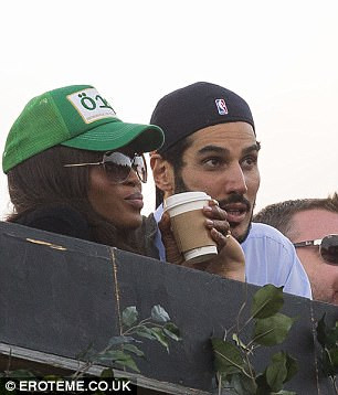 Trước đó, Hassan Jameel, từng hẹn hò với siêu mẫu da màu nổi tiếng Naomi Campbell. (Ảnh: Eroteme)
