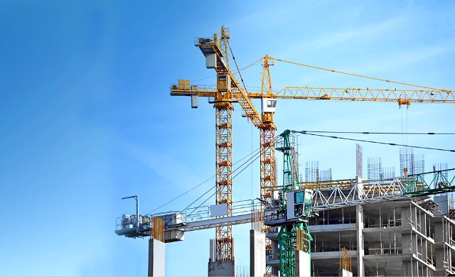 Phát triển ngành Xây dựng theo hướng hiện đại: Phó Thủ tướng Trần Hồng Hà ký Quyết định số 179/QĐ-TTg ngày 16/2/2024 phê duyệt Chiến lược phát triển ngành Xây dựng đến năm 2030, định hướng đến năm 2045. Mục tiêu chung đến năm 2030 đẩy mạnh công tác hoàn thiện hệ thống thể chế, công cụ quản lý, đảm bảo tính đầy đủ, đồng bộ, thống nhất, hiện đại, hội nhập, tạo môi trường thuận lợi, bình đẳng, minh bạch cho các chủ thể tham gia các hoạt động đầu tư xây dựng; thực thi pháp luật hiệu lực, hiệu quả trong các lĩnh vực của ngành Xây dựng.