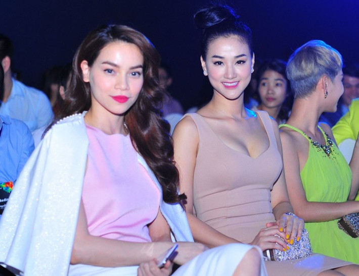 Mới đây, nhân dịp tung ra MV mới Là vì ai, Maya tâm sự thời điểm cô sinh con gái, có người thứ ba chen vào mối quan hệ của cô với cha Bồ Câu. Nhiều người cho rằng Maya đang muốn ám chỉ tới Hồ Ngọc Hà. Ảnh: Internet