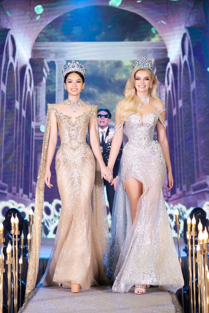 BTC Miss World Vietnam cũng quyết định quyên góp 50.000 USD (hơn 1 tỷ) vào quỹ từ thiện của Miss World.