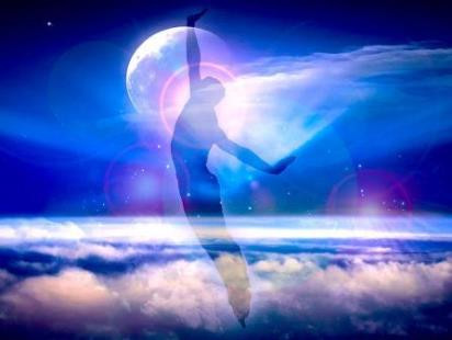 Chúa Jesus đã ôm bà Betty và nói rằng bây giờ chưa phải là lúc bà kết thúc cuộc sống. Người nói với bà rằng linh hồn cần phải nhanh chóng trở lại cơ thể.