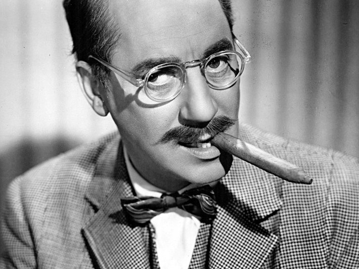 Diễn viên hài kịch lừng danh Mỹ Groucho Marx với lời cuối trước khi qua đời: "Chẳng có cách nào để sống nữa".