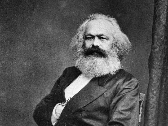 Câu nói cuối trước khi chết của triết gia Karl Marx đầy triết lý với nội dung: “Lời trăn trối chỉ dành cho những kẻ ngốc chưa từng nói đủ”.