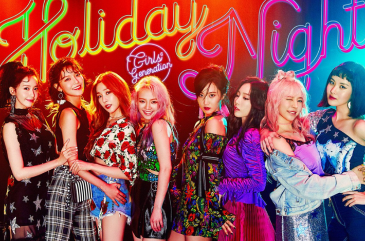 Năm 2017, SNSD phát hành album Holiday Night", kỷ niệm 10 năm ra mắt của nhóm.Mặc dù Holiday Night"có thành tích ảm đạm tại các bảng xếp hạng Hàn Quốc nhưng lại đứng đầu bảng xếp hạng World Albums của Billboard.