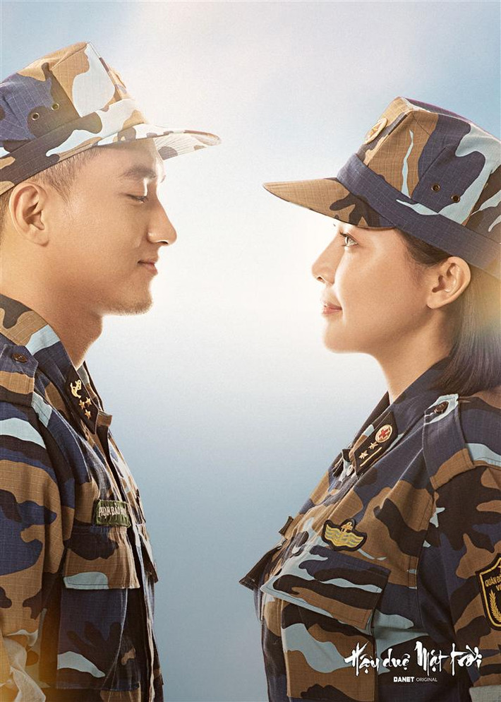"Nếu nói là sẵn sàng 100% thì chưa nhưng qua vai diễn này, tôi cũng muốn thử thách giới hạn của bản thân và đó cũng là mục tiêu chính của tôi. Trong phim ngoài những cảnh nguy hiểm sẽ có những phân đoạn chiến đấu, tôi nghĩ nó chiếm nhiều thời lượng của bộ phim", nam diễn viên tâm sự. Phim Hậu duệ mặt trời bản Việt hứa hẹn sẽ là bộ phim truyền cảm hứng về lòng yêu nước và tinh thần tự hào cho những người trẻ. Tác phẩm được dự kiến sẽ lên sóng vào tháng 8 năm nay.