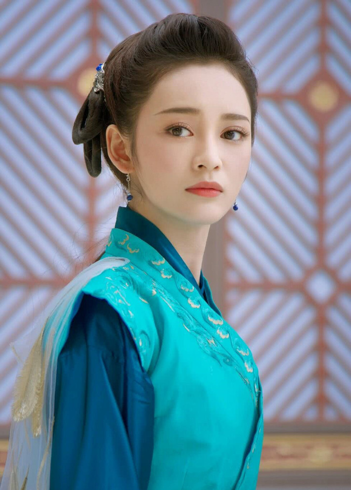 Tạo hình Vương Nhất Phi trong phim cổ trang. KKnews nhận định cô hợp với hình tượng cổ trang.