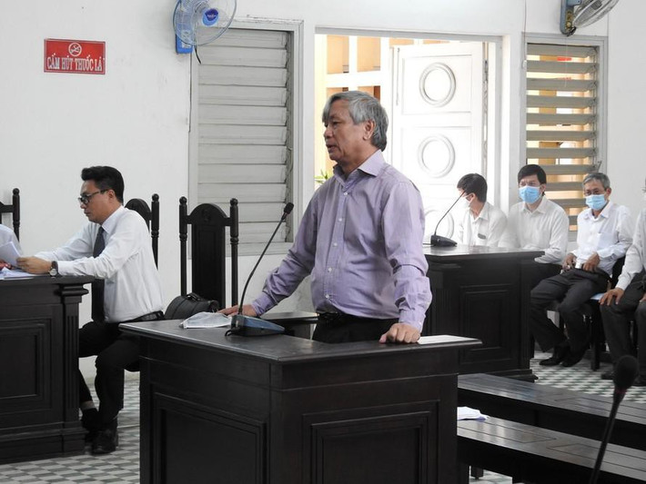 Suốt quá trình tố tụng, ông Liêm cùng luật sư của mình cho rằng ông Liêm chưa gây hậu quả theo hành vi “Cố ý làm trái quy định của nhà nước về quản lý kinh tế gây hậu quả nghiêm trọng”, vì khi ông Liêm bị khởi tố thì gói thầu này mới được phê duyệt quyết toán... Sau án sơ thẩm, ông Liêm tiếp tục kêu oan và mong muốn cấp phúc thẩm tuyên ông không phạm tội.