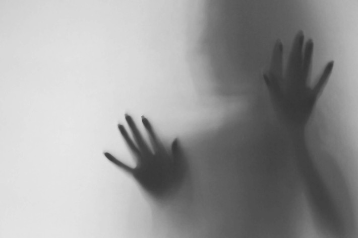 Thêm nữa, ông Bill cho hay đã chứng kiến nhiều người qua đời, bao gồm cả cha mẹ. Điều này đã khiến ông tin rằng không có bằng chứng nào cho thấy tồn tại một thế giới khác - nơi linh hồn sinh sống sau khi chết.