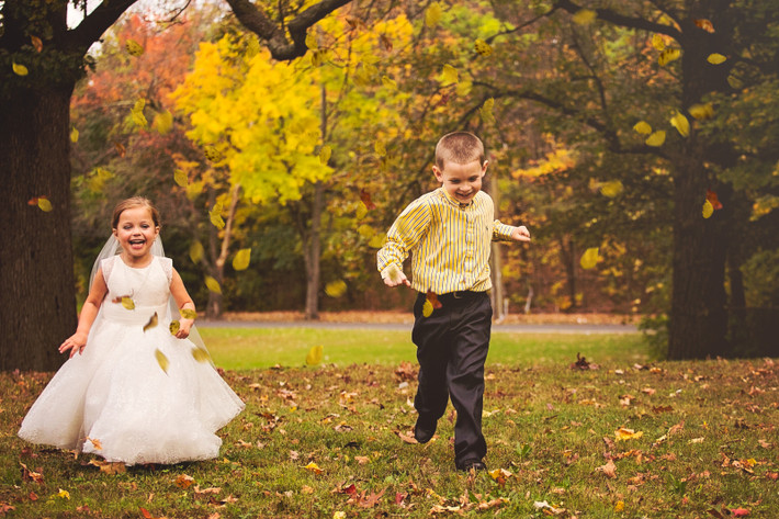 Chính vì thế, khi sắp bước vào cuộc phẫu thuật tim lần thứ 4, do không thể biết được chuyện gì sẽ xảy ra, Sophia đã nói ra điều ước của mình, cô bé muốn được kết hôn với cậu bạn thân lớp mẫu giáo Hunter và có một bộ ảnh cưới thật đẹp. (Nguồn Wfla)