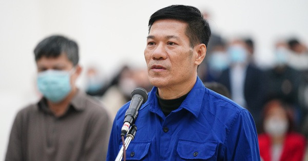 Năm 2020, dư luận dậy sóng khi cơ quan điều tra phát hiện ông Nguyễn Nhật Cảm, cựu Giám đốc CDC Hà Nội là chủ mưu trong vụ án nâng khống giá máy xét nghiệm COVID-19 khi cả nước đang dồn tâm sức chống đại dịch.