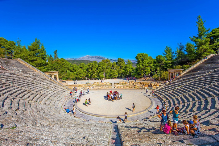 Theo đó, bệnh tật mà họ mắc phải sẽ được thần Asclepius chữa trị giúp tình trạng sức khỏe có chuyển biến tốt.