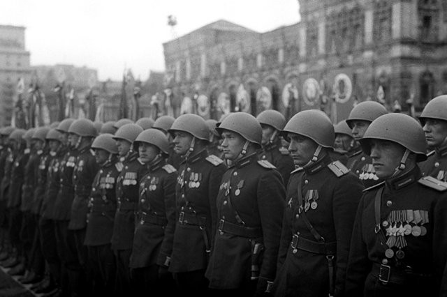 Quyết định tổ chức lễ duyệt binh được Stalin đưa ra vào ngày 22/5/1945.