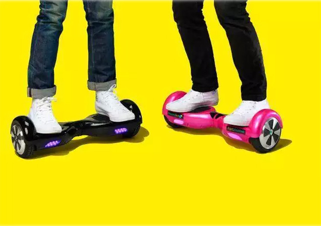 Hoverboards, đây là phát minh được giới trẻ cực kỳ yêu thích bởi tính tiện dụng của nó. Công nghệ được lấy cảm hứng từ bộ phim viễn tưởng và giờ đây nó đang dần tiến tới việc biến những điều không thể thành có thể.