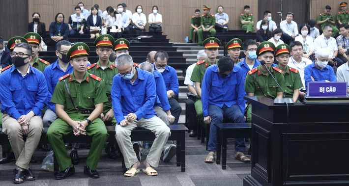 Theo HĐXX, các bị cáo đã không tuân thủ nhiều quy định trong quá trình xây dựng, từ chọn vật liệu, thiết kế, thi công... Gây hậu quả là đường cao tốc Đà Nẵng - Quảng Ngãi không đảm bảo chất lượng nhưng vẫn được đưa vào vận hành. Giai đoạn 2 của đường cao tốc này dài 74km, từ địa phận Tam Kỳ đến Quảng Ngãi nhưng không đảm bảo chất lượng.