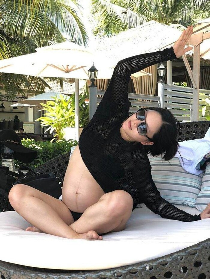 Thời kỳ mang thai con gái đầu lòng, diễn viên Lan Phương cũng tập yoga để giữ gìn sức khỏe và xem đây như phương duy trì sự tươi tắn, trẻ trung.