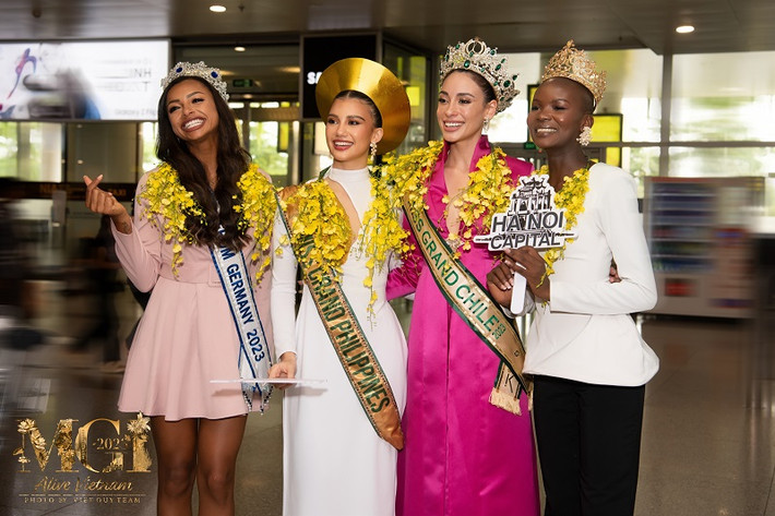 Trước đó, ngày 3/10, 30 thí sinh Miss Grand International - Hoa hậu Hoà bình Quốc tế 2023 đã đặt chân tới thủ đô Hà Nội bắt đầu hành trình tham gia cuộc thi.