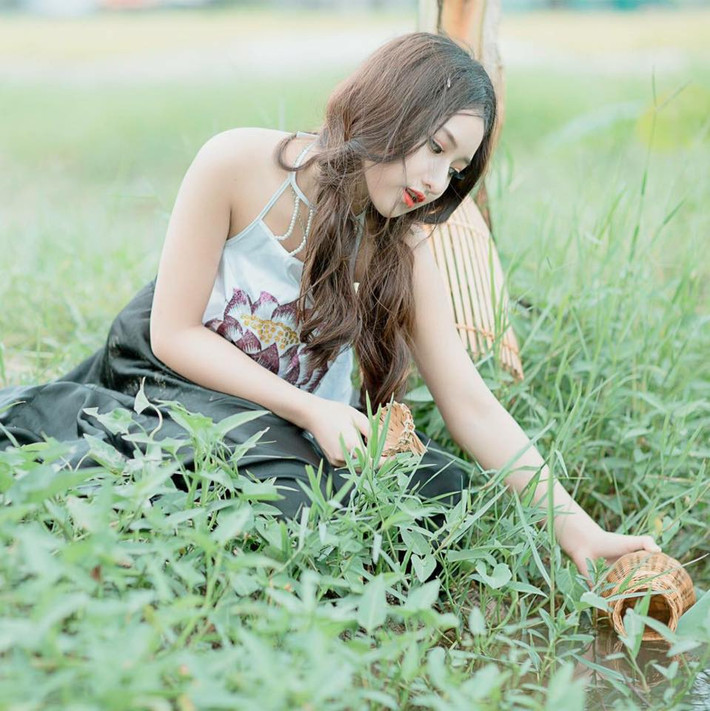 Bên cạnh đó, 10X xứ Nghệ cũng thẳng thắn trải lòng về cuộc sống cũng như ước mơ của mình: "Em đã nghỉ học vì muốn giúp đỡ cho bố mẹ để bố mẹ đỡ vất vả và nhọc nhằn. Em biết em đã nghỉ học quá sớm so với lứa tuổi của bản thân nhưng em đã tự hứa với mình rằng nếu có thể sang năm em sẽ học lại để thực hiện giấc mơ của mình".