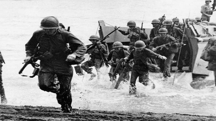 Các tướng: Douglas MacArthur, Chester Nimitz, Ernest King, William Leahy, Hap Arnold và George Marshall được đưa vào danh sách những ứng viên tiềm năng cho vị trí chỉ huy chiến dịch quân sự này.