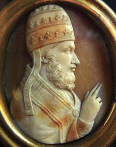 Sinh thời, Giáo hoàng Adrian IV mắc phải một căn bệnh viêm amidan. Vào thời điểm ấy, y học chưa phát triển nên bệnh của Giáo hoàng Adrian IV không được chữa trị tận gốc.