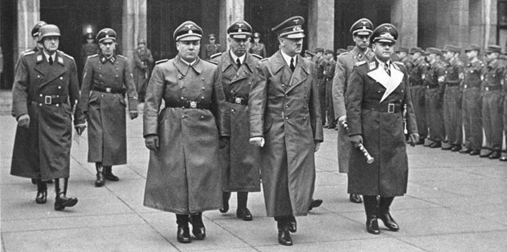 Sau sự việc trên, nhà độc tài Hitler ra lệnh cấp dưới ráo riết truy bắt những người tham gia vụ ám sát. Theo đó, Đại tá Stauffenberg và những người cấp dưới cũng như người nhà của họ bị bắt, tra tấn và giết chết.