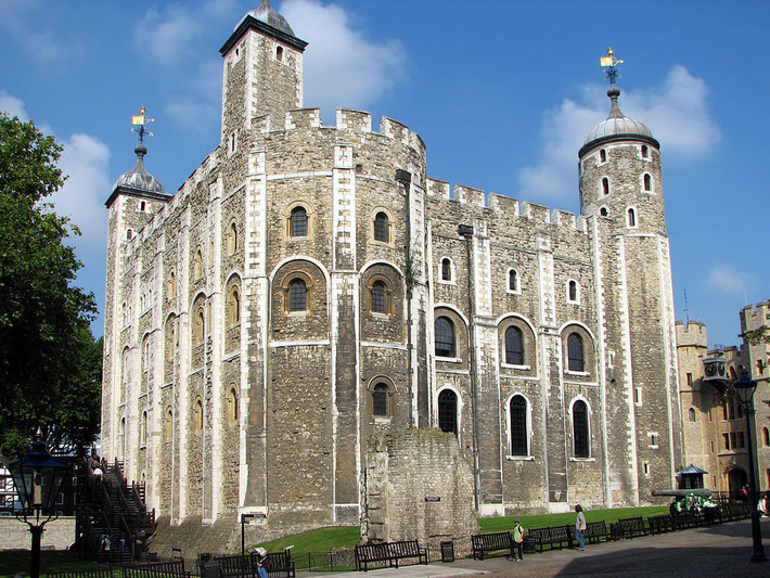 Kể từ đó, linh hồn đức Tổng giám mục Canterbury St Thomas Beckett không còn xuất hiện nữa.