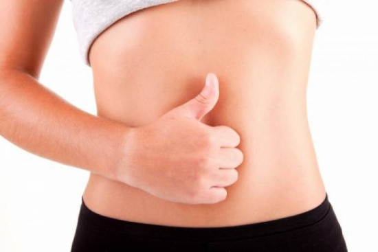 Hỗ trợ tiêu hóa: ngọn bí đỏ có rất nhiều chất xơ, protein và các axit amin cần thiết cho dạ dày vì thế nếu thường xuyên ăn ngọn bí đỏ chắc chắn bạn sẽ có một hệ tiêu hóa khỏe mạnh. Ảnh: Nhà thuốc sức khỏe.