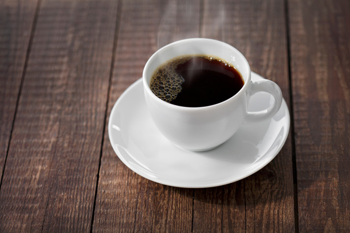 Kết hợp chế độ ăn uống lành mạnh, không uống café, đồ uống có cồn, ăn thật nhiều hoa quả, rau xanh, bổ xung nước cho da để có làn da đẹp… là việc mà nữ diễn viên thường xuyên thực hiện. Ảnh: Alo bác sĩ.